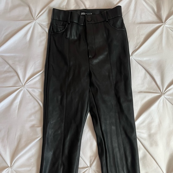 Zara size xs leather skinny pant brand new only worn once - Picture 2 of 4